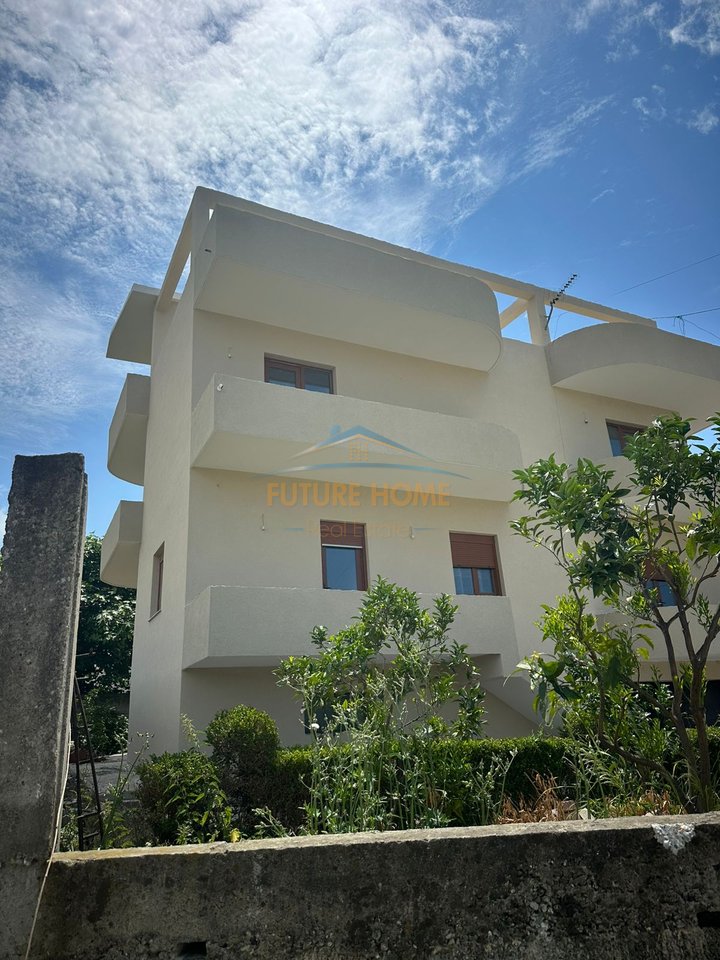 For sale, 4-Storey Villa, Stairs, Durrës