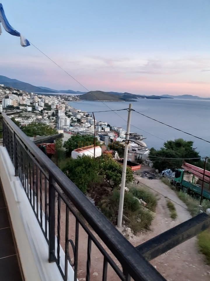 Shitet, Apartament 2+1+2, Sarandë