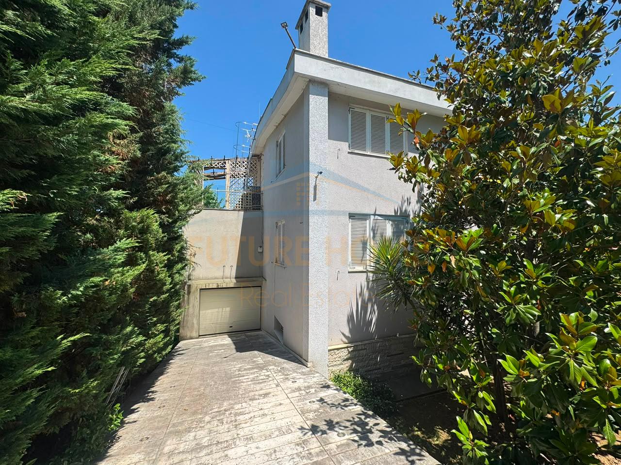 For sale, 3-storey villa, Tapizë, Tirana.