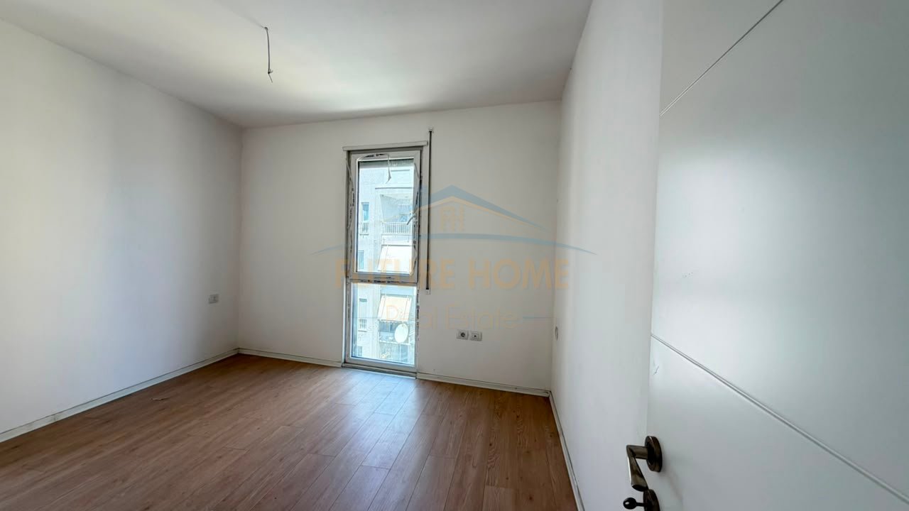 In vendita, Appartamento 2+1+2+Posto auto, Ex Parcheggio Autobus, Tirana