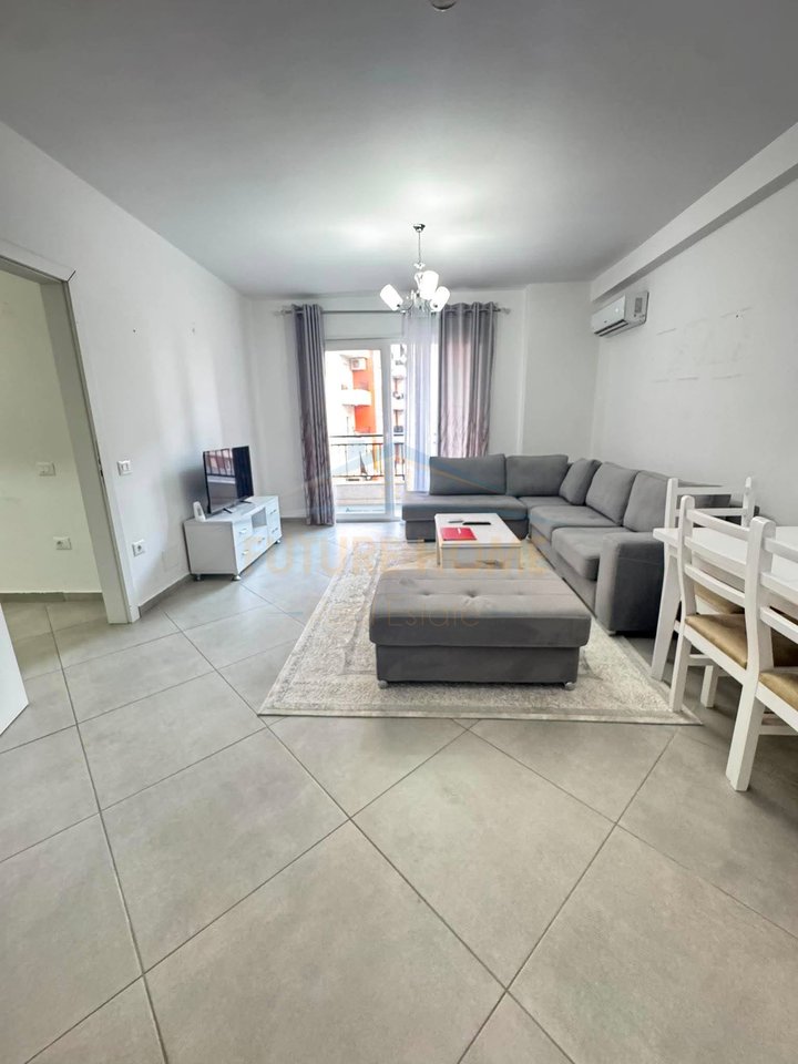Qera, Apartament 2+1+2, Vila L 2, Unaza e Re
