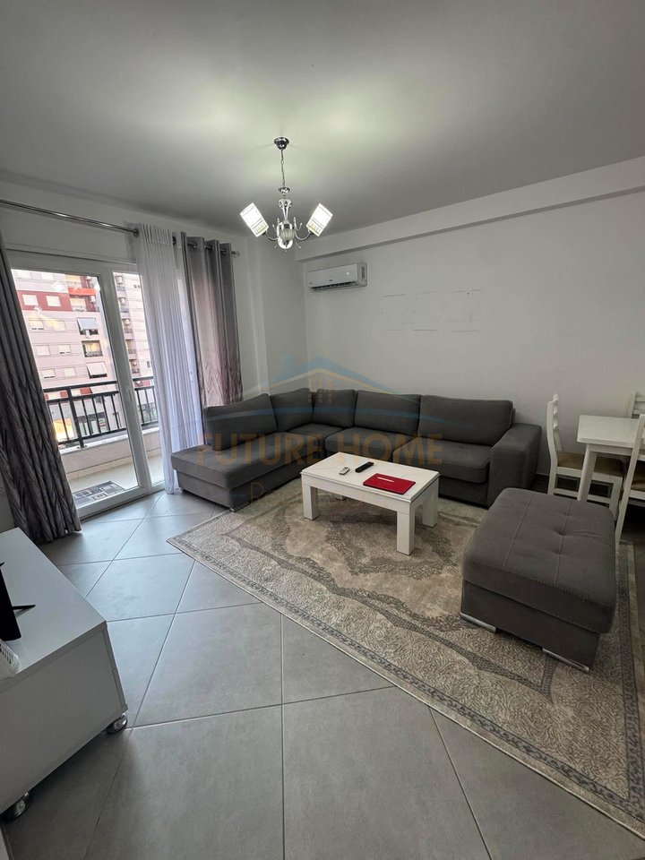 Qera, Apartament 2+1+2, Vila L 2, Unaza e Re