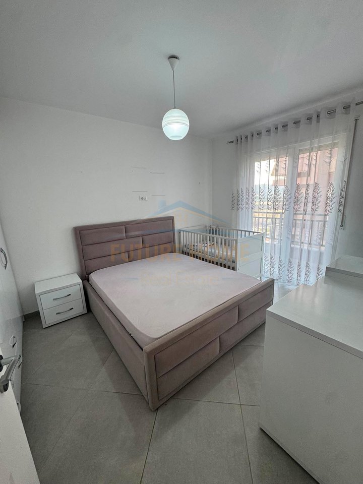 Qera, Apartament 2+1+2, Vila L 2, Unaza e Re