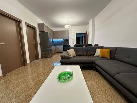 Qera, Apartament 1+1, Yzberisht