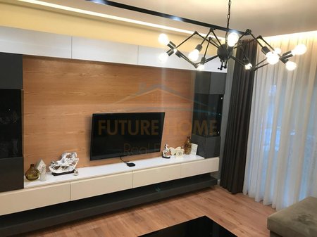 Qira, Apartament 2+1, Libri Universitar, Tiranë