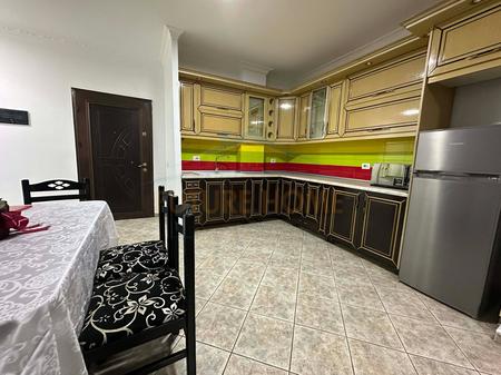 Qera, Apartament 2+1+2, Unaza e Re