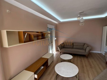 Qira, Apartament 2+1+2, Spitali, Durres