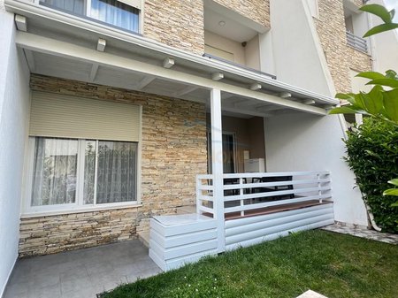 Shitet, Apartament 2+1 ne Gjiri të Lalzit,