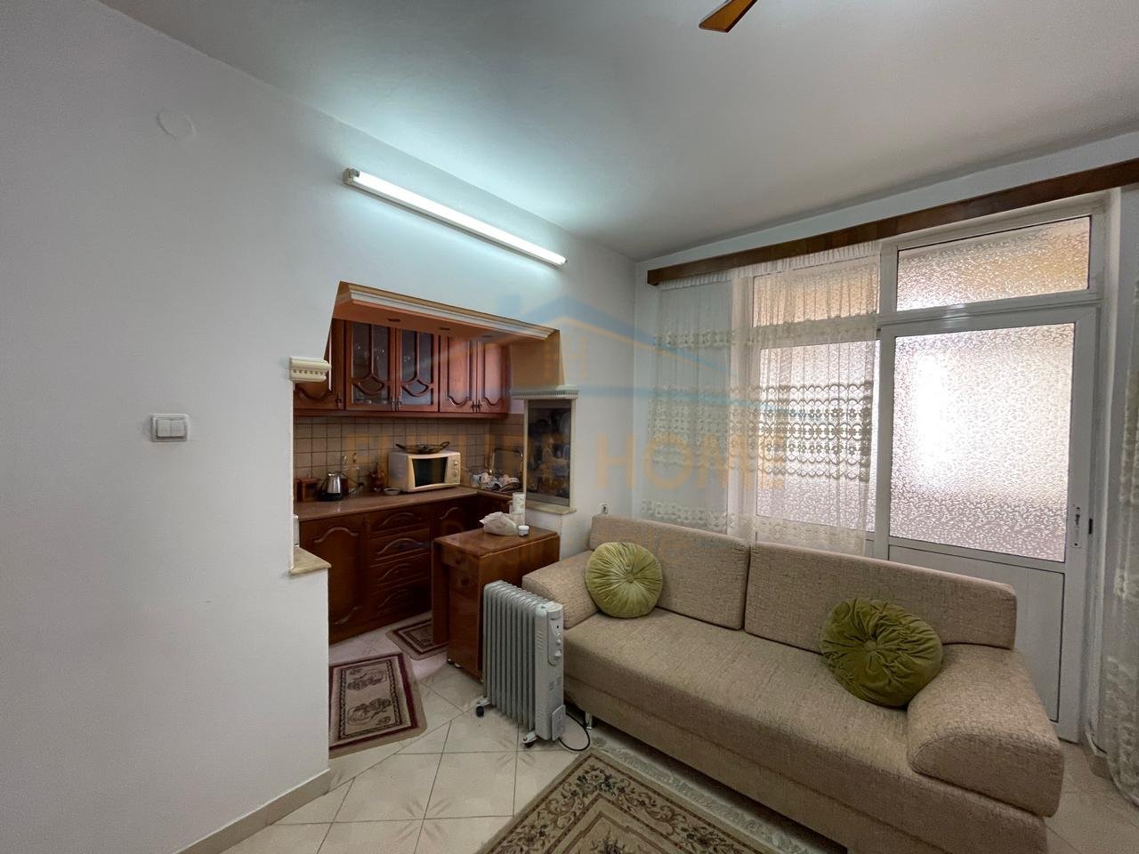 Rent, Apartment 3+1, Neighborhood 17, Korçë.