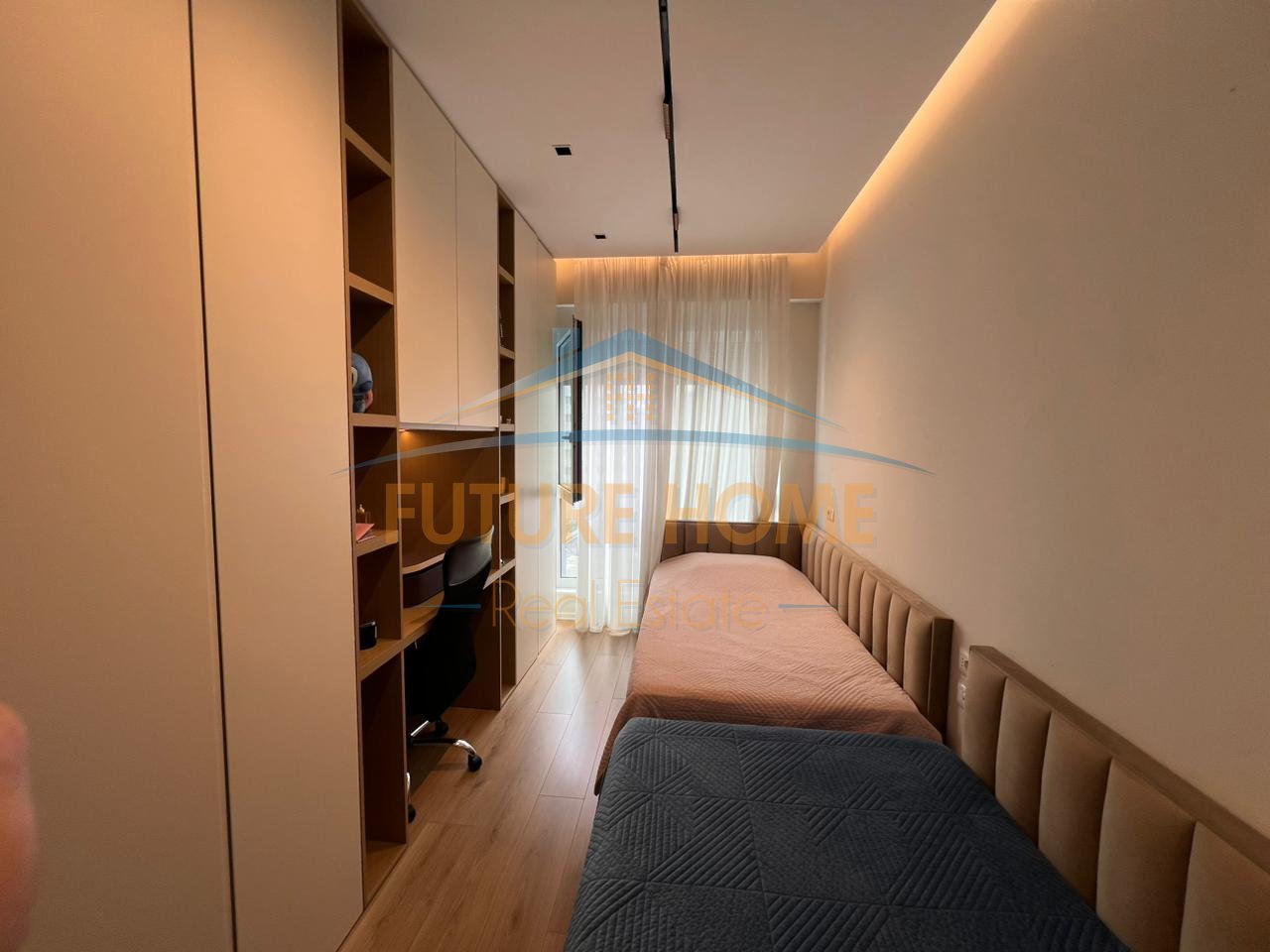 Shitet, Apartament 2+1+2+2 Poste Parkimi, Kompleksi Magnet