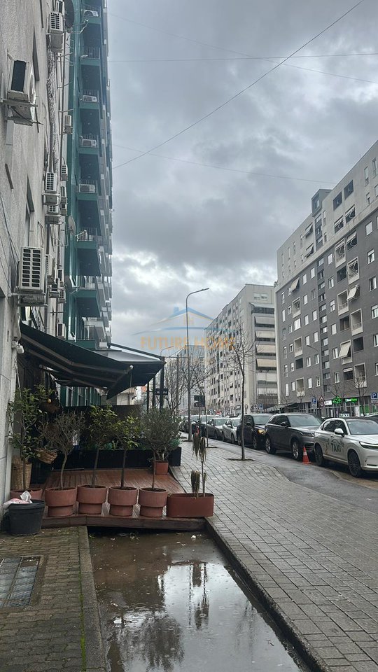 In affitto, appartamento 2+1, vicino a Piazza 21, Tirana.