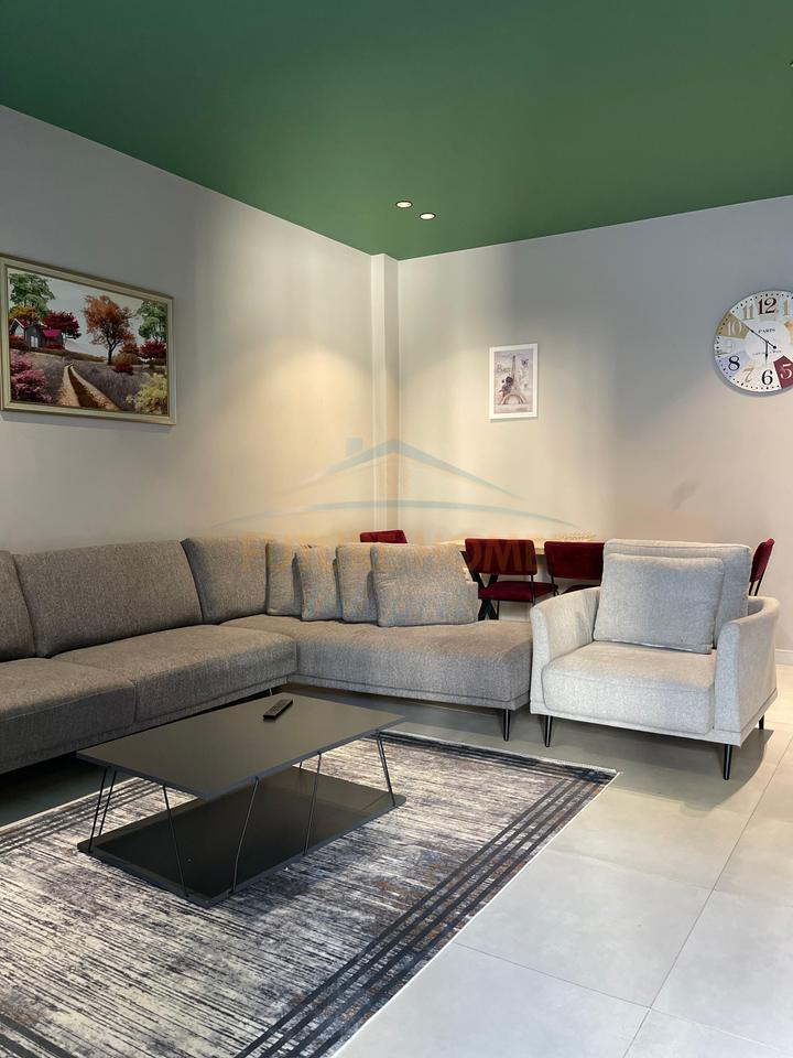 Qera, Apartament 1+1+Post parkimi, Rruga e Dibrës, Tiranë.