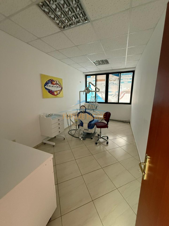 For rent, Business Premises, Laprakë, Tirana.