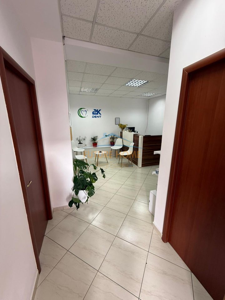 For rent, Business Premises, Laprakë, Tirana.