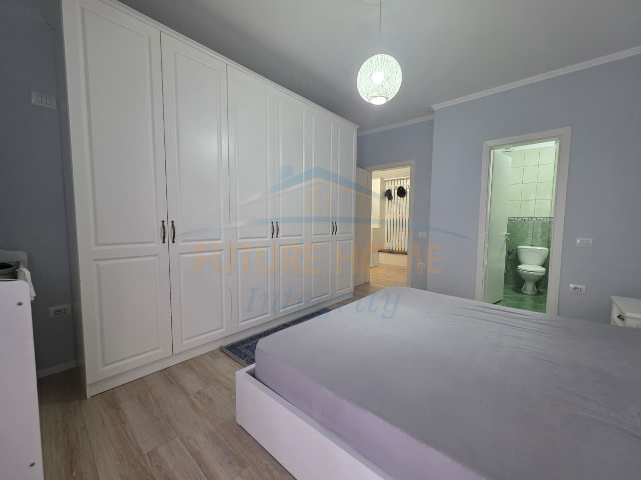 Qera, Apartament 2+1+2, Ish Tregu Elektrik, Tiranë.