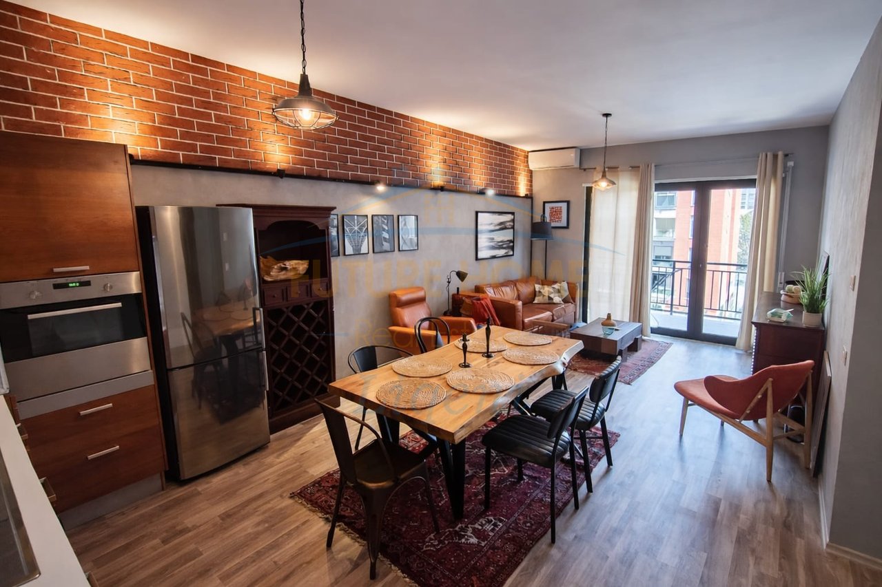 Shitet, Apartament 2+1, Green City, Tirane.