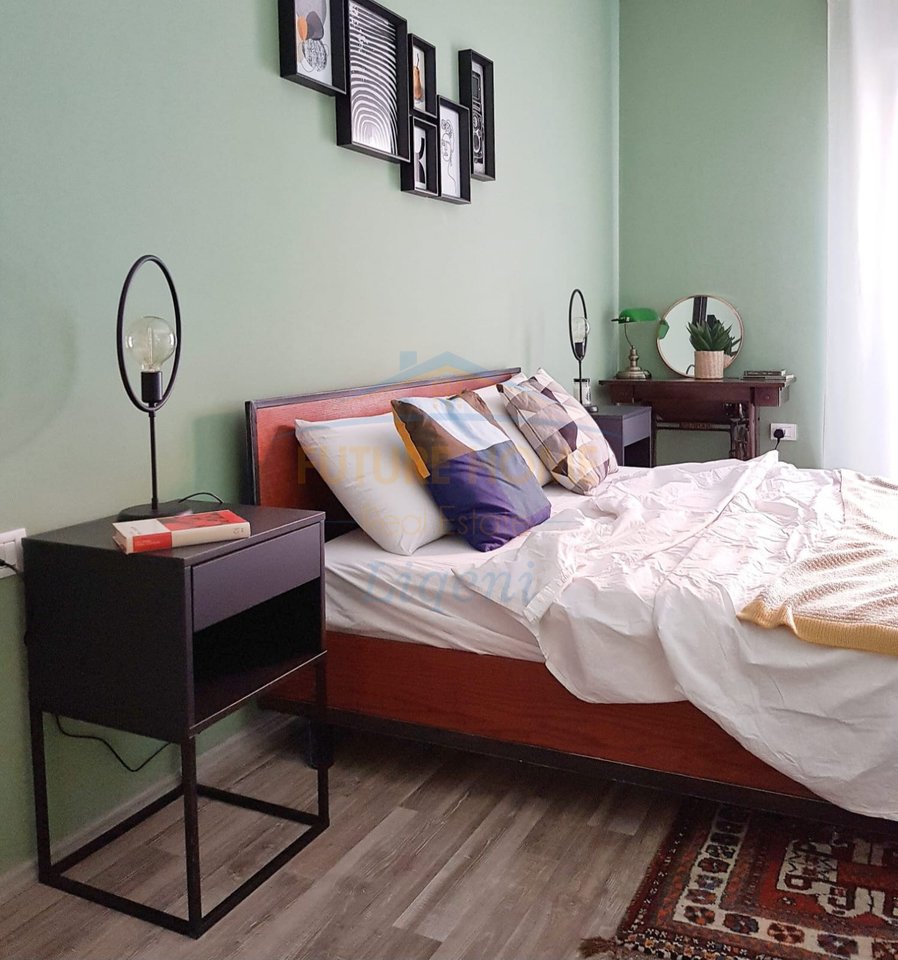 Shitet, Apartament 2+1, Green City, Tirane.