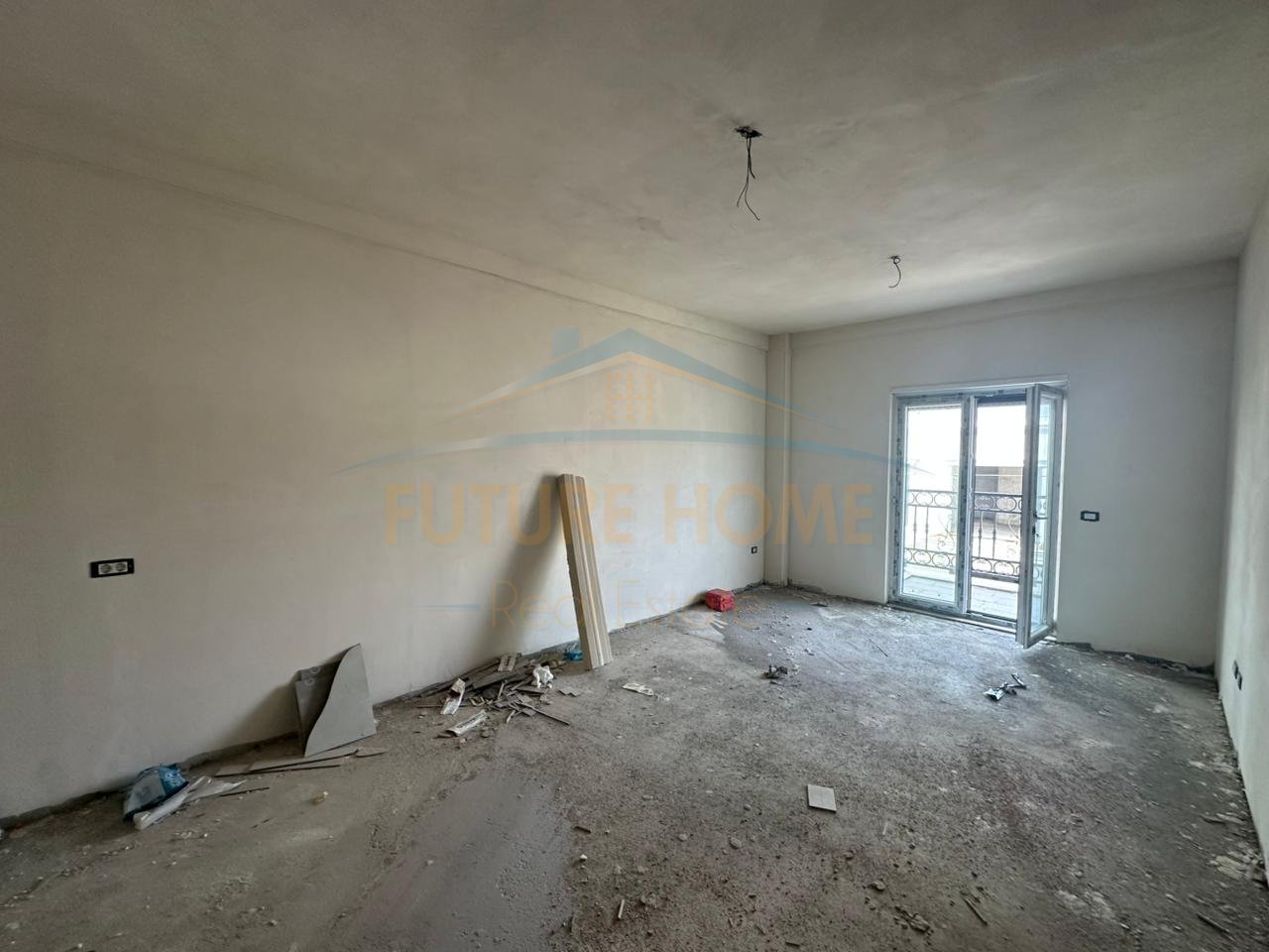 In vendita, Appartamento 1+1, Sauk, Tirana Porta e Re, Tirana.