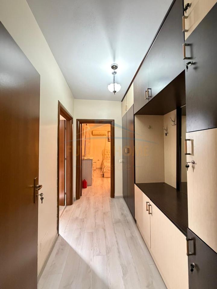 For rent, 2+1 Apartment, Kamza Turn, Tirana.