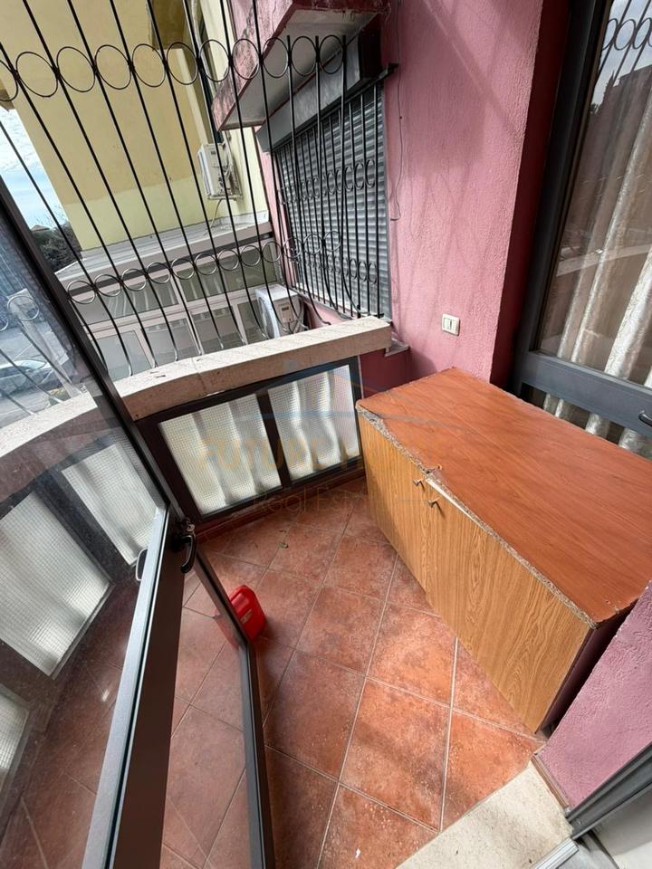 For rent, 2+1 Apartment, Kamza Turn, Tirana.