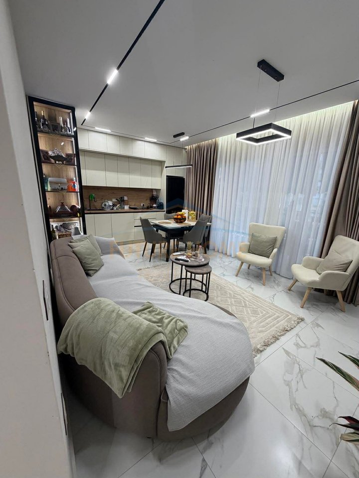 Affitto, Appartamento 2+1+2, Yzberisht