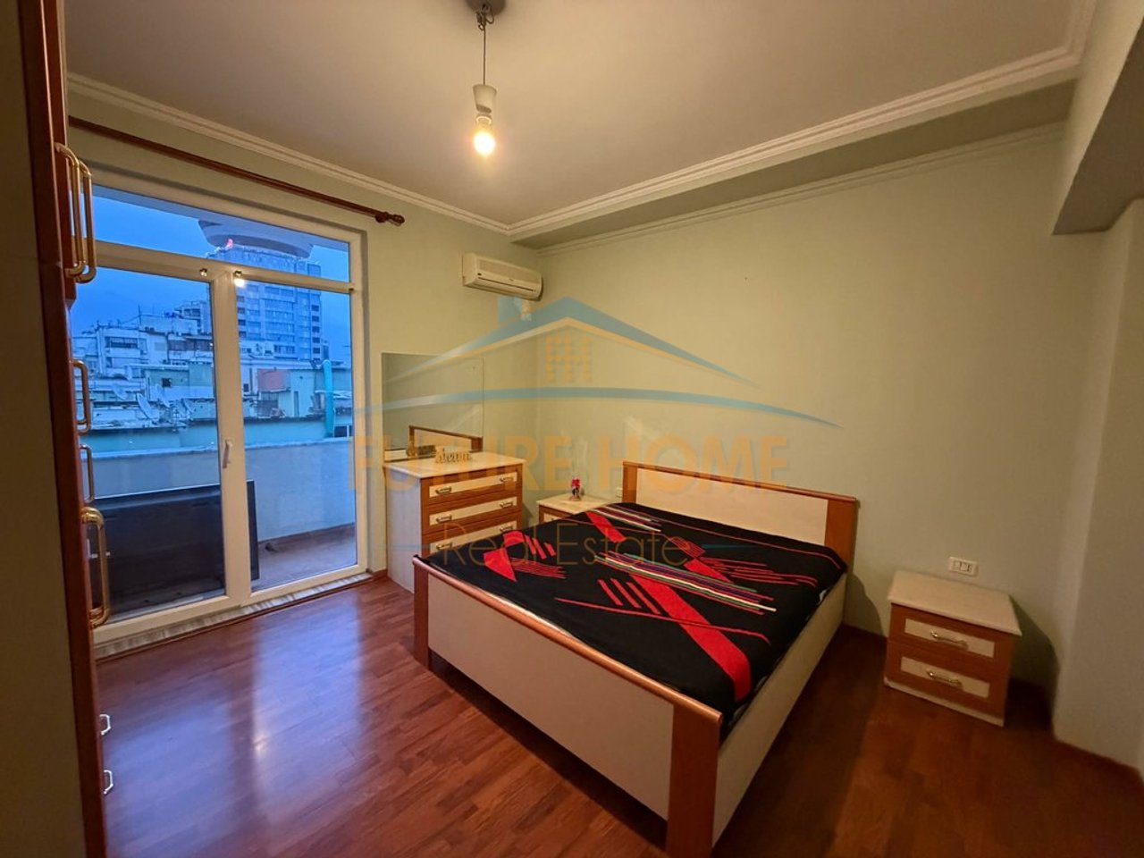 Shitet, Apartament 2+1, Bllok