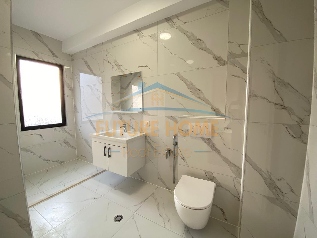 In vendita, appartamento 1+1, Nuovo Anello