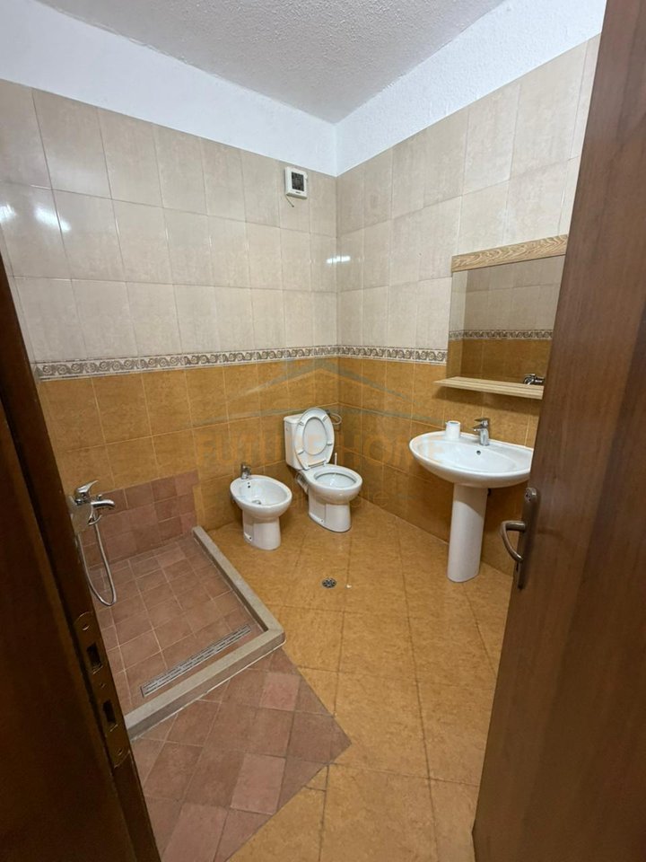 Qera, Apartament 2+1+2, Rruga e Kosovarëve, Tiranë