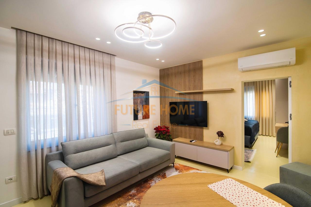 Affitto, Appartamento 1+1, Via Durazzo, Tirana