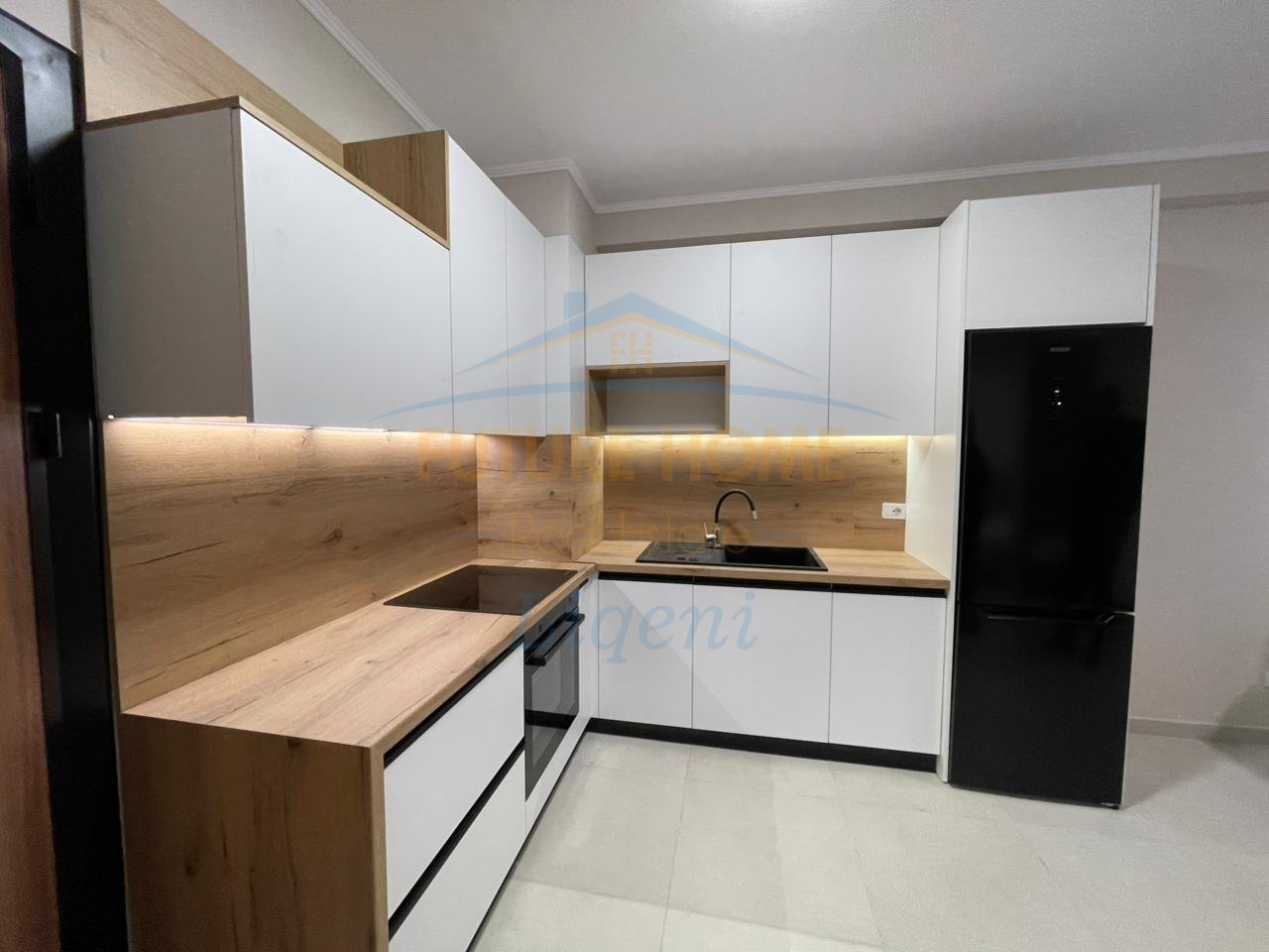 For rent, 1+1 Apartment + Parking Space, Univers City Complex, Tirana.