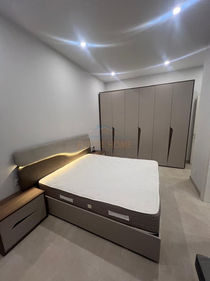 For rent, Apartment 2+1+2+Parking Space, Former Customs, Tirana.