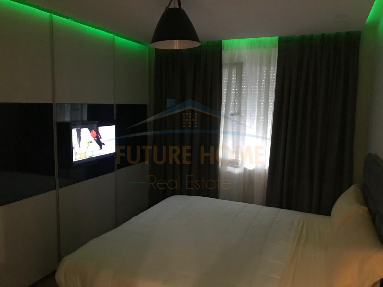 Qira, Apartament 2+1, Libri Universitar, Tiranë