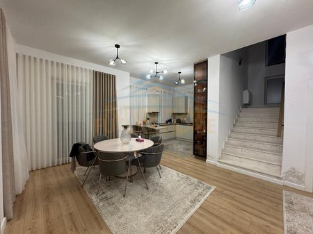 Pronájem, Residence "Vila Lule", Mjull Bathore