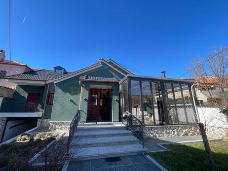 For Sale, Private Villa, Neighborhood 16, Korçë