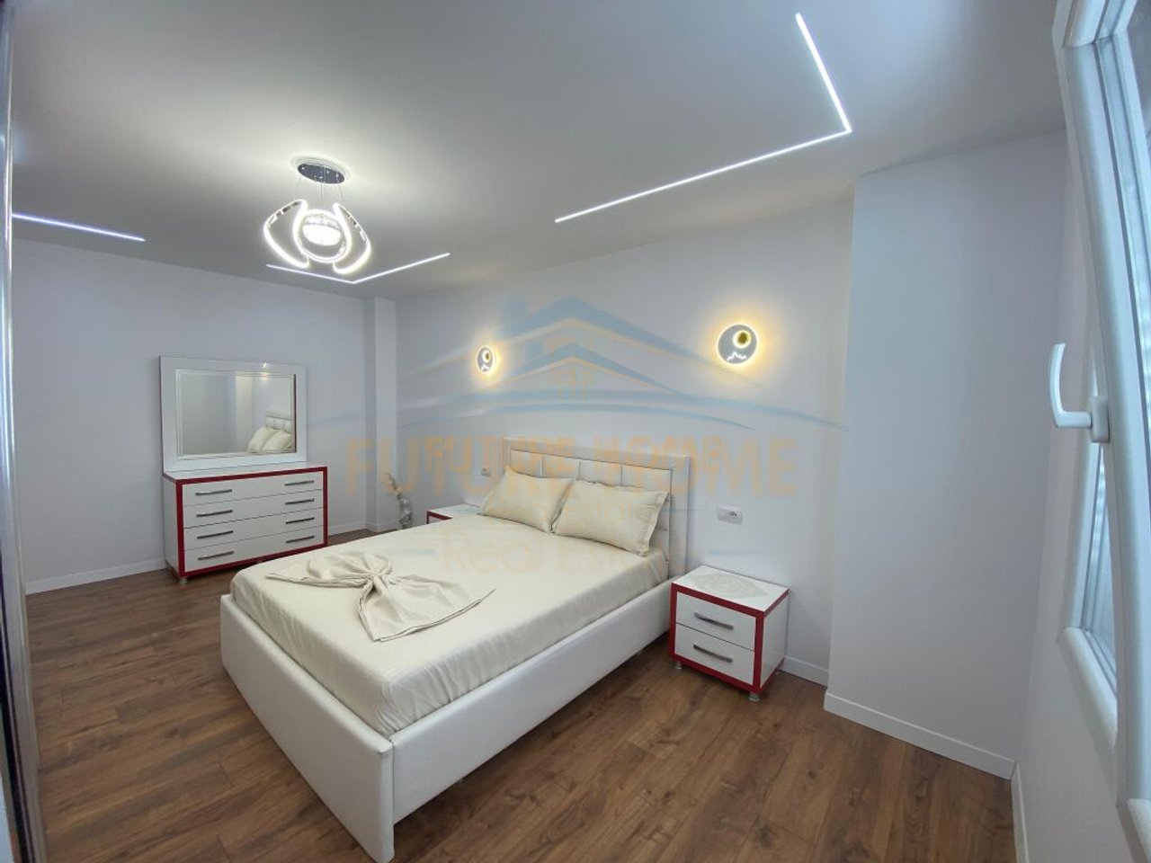 Qera, Apartament 2+1, 21 Dhjetori