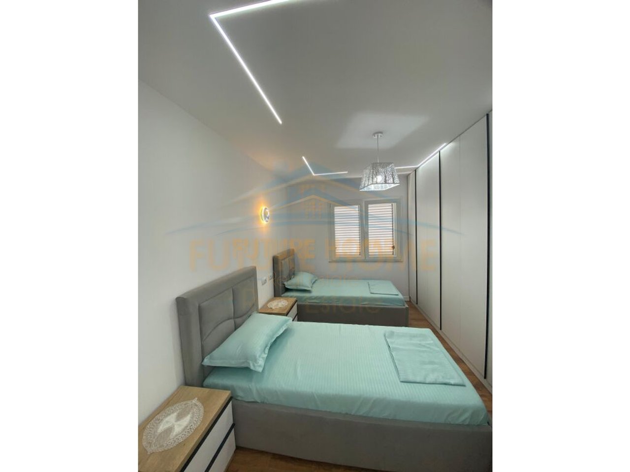 Qera, Apartament 2+1, 21 Dhjetori