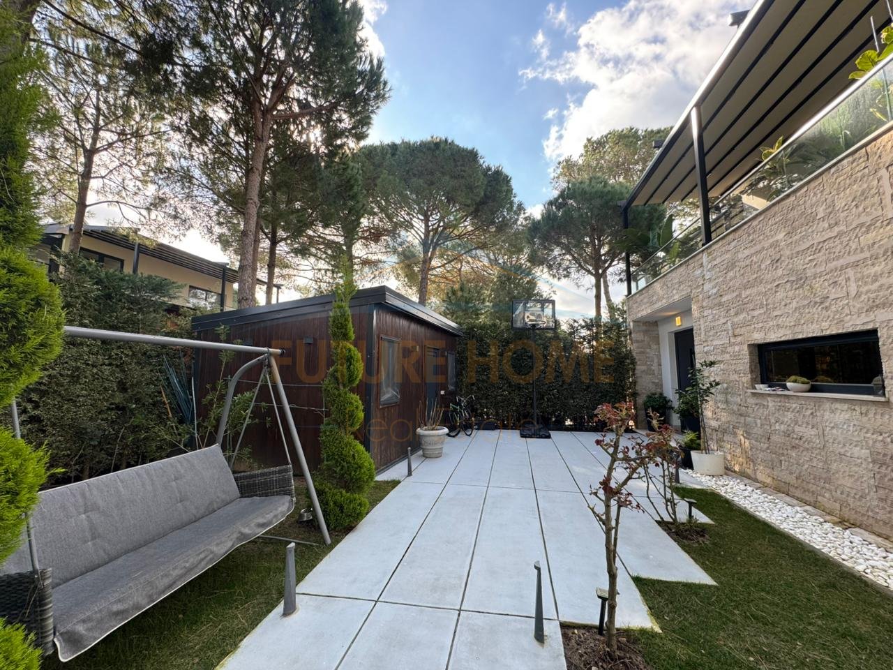 In vendita, Villa a schiera, "San Pietro Residence", Gjiri I Lalëzit