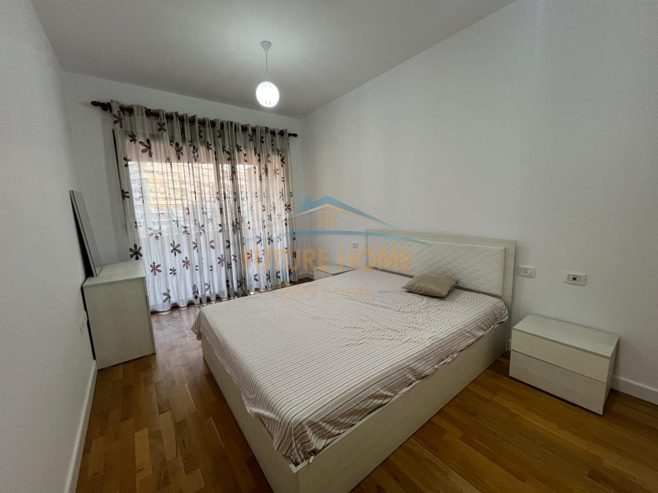 Qera,Apartament 2+1+2+Post Parkimi, Kompleksi Molla, Astir, Tiranë