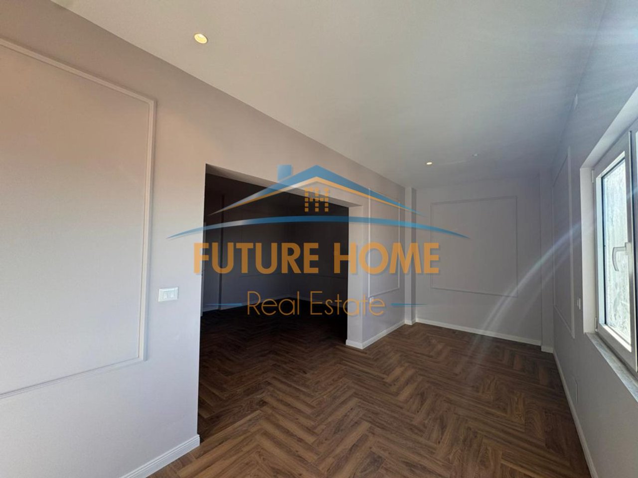 Qira, Ambient for office, Shallvaret