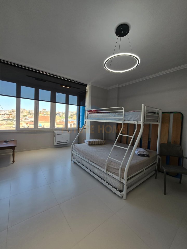 Shitet, Garsoniere, Plazh Iliria, Durrës.