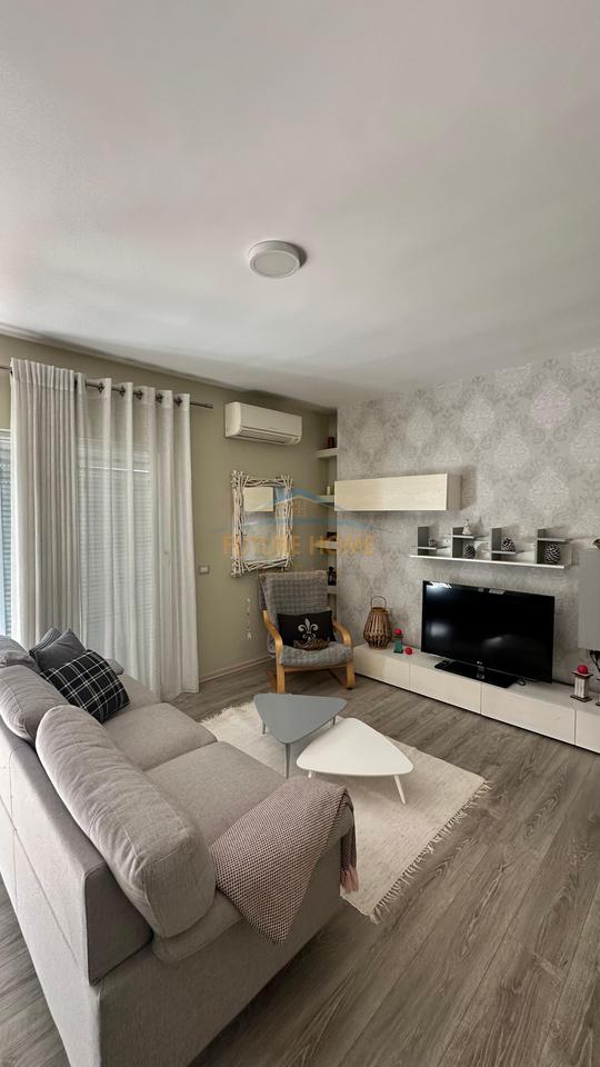 For rent, 2+1 apartment. Selitë, Tirana