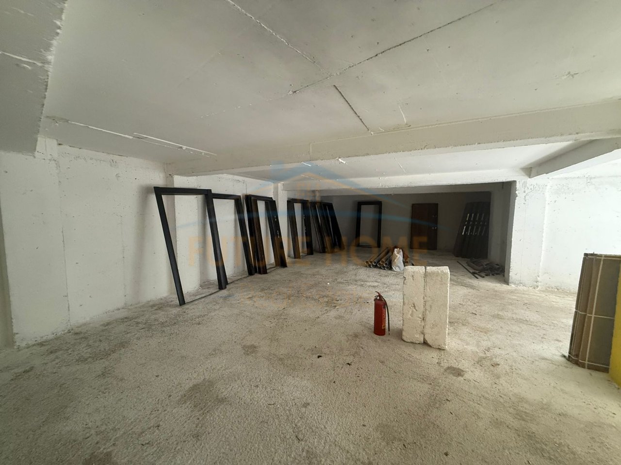 Shitet, Bodrum, Lagjia 18, Korçë