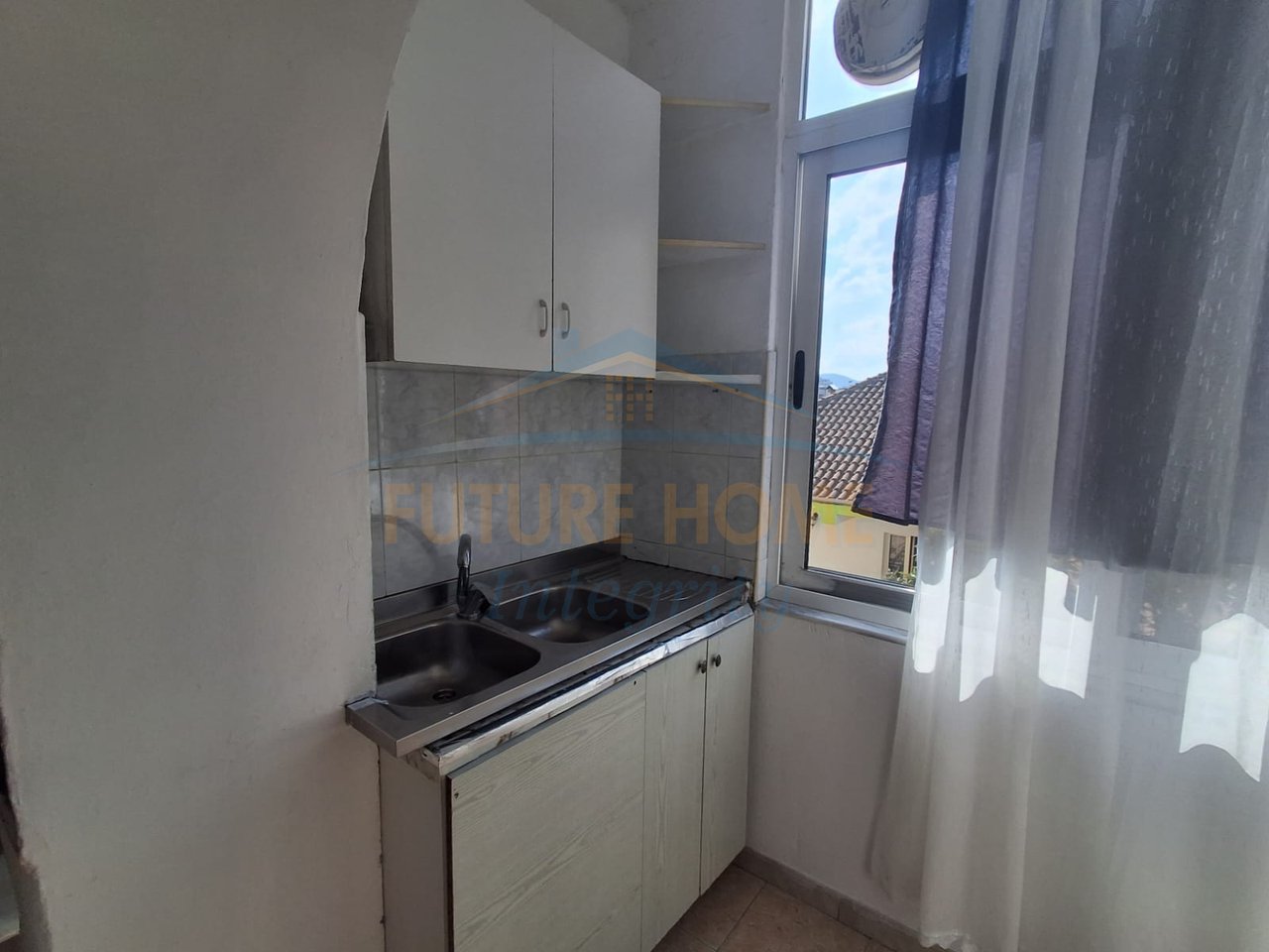 Qera, Apartament 1+1, Ali Demi, Tiranë.