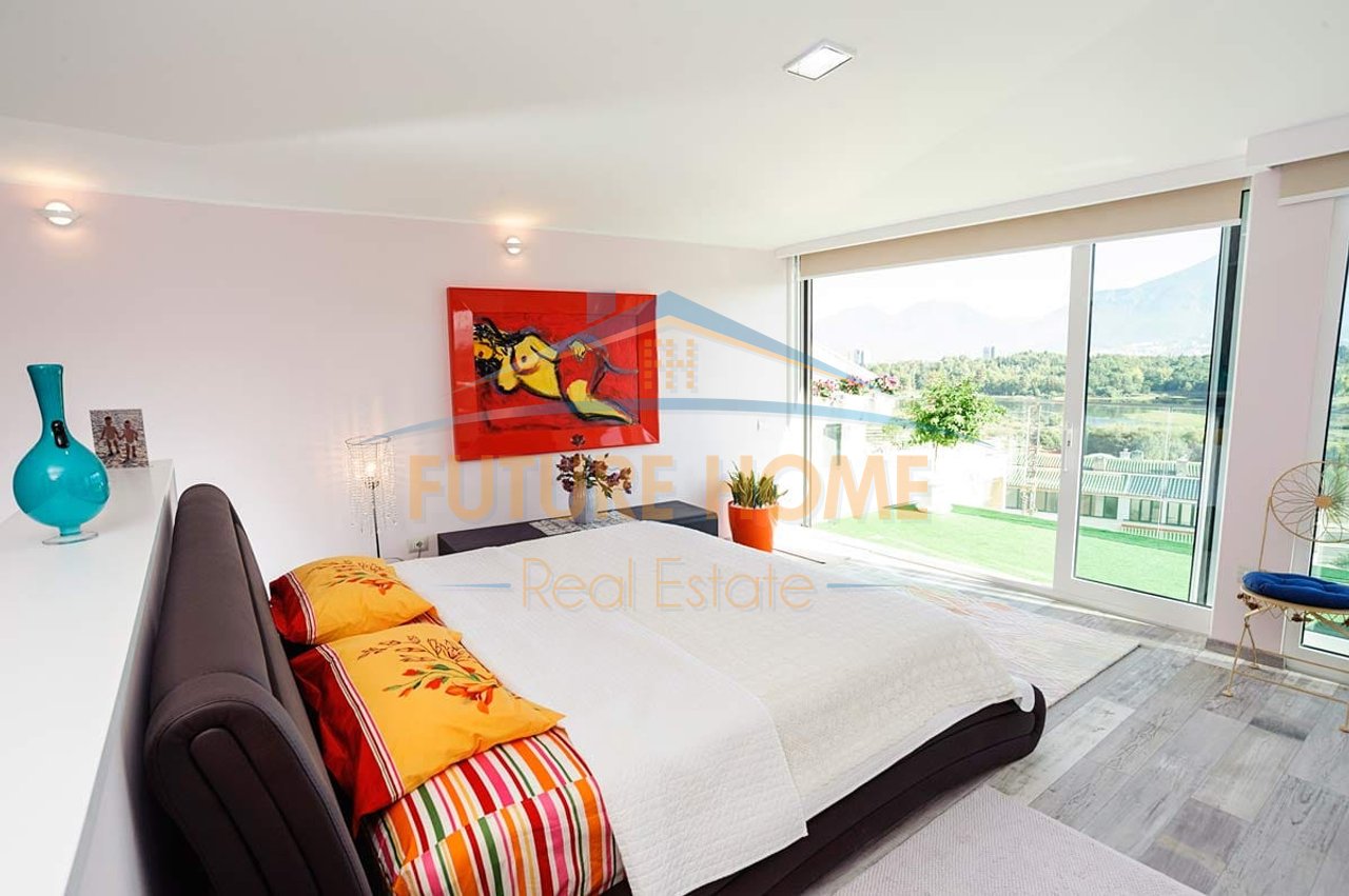 Shitet, Penthouse 2+1+2, Liqeni i Thate