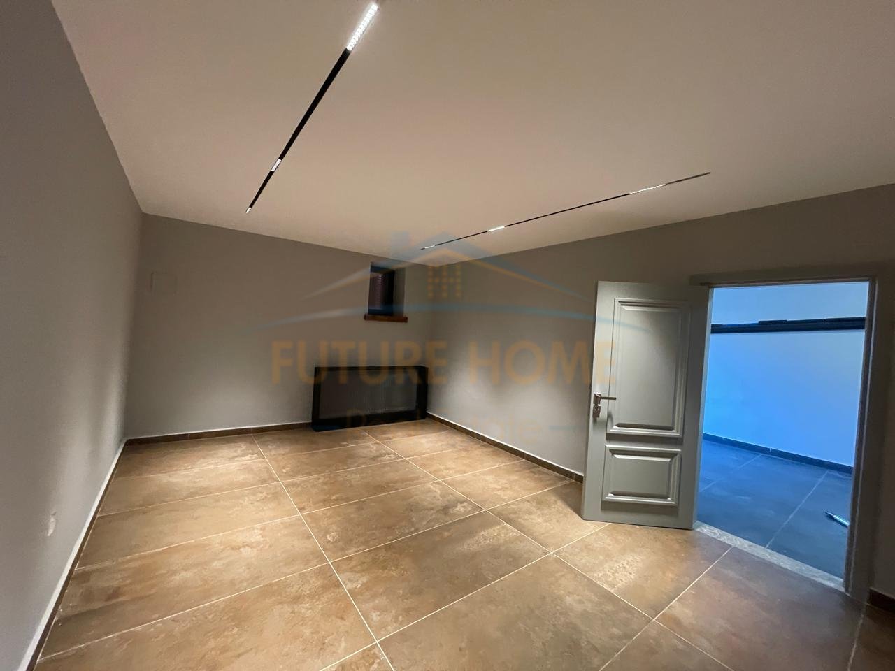 For Sale, Private Villa, Neighborhood 16, Korçë