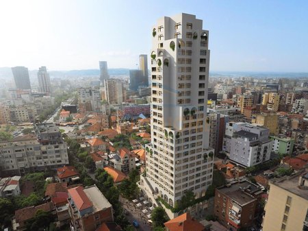 Shitet, Apartament 3+1+2, A.F.A Tower, Tiranë.