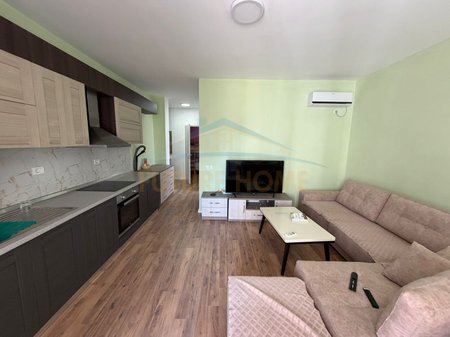 Shitet, Apartament 1+1, Qerret, Kavajë