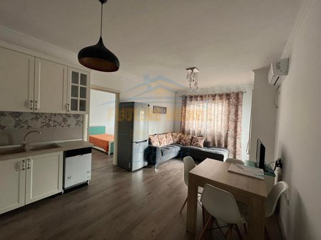 Shitet ,Apartament 2+1,Unaza E Re, Tirane.
