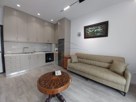 Qera, Apartament 1+1, Porta e Re, Sauk.