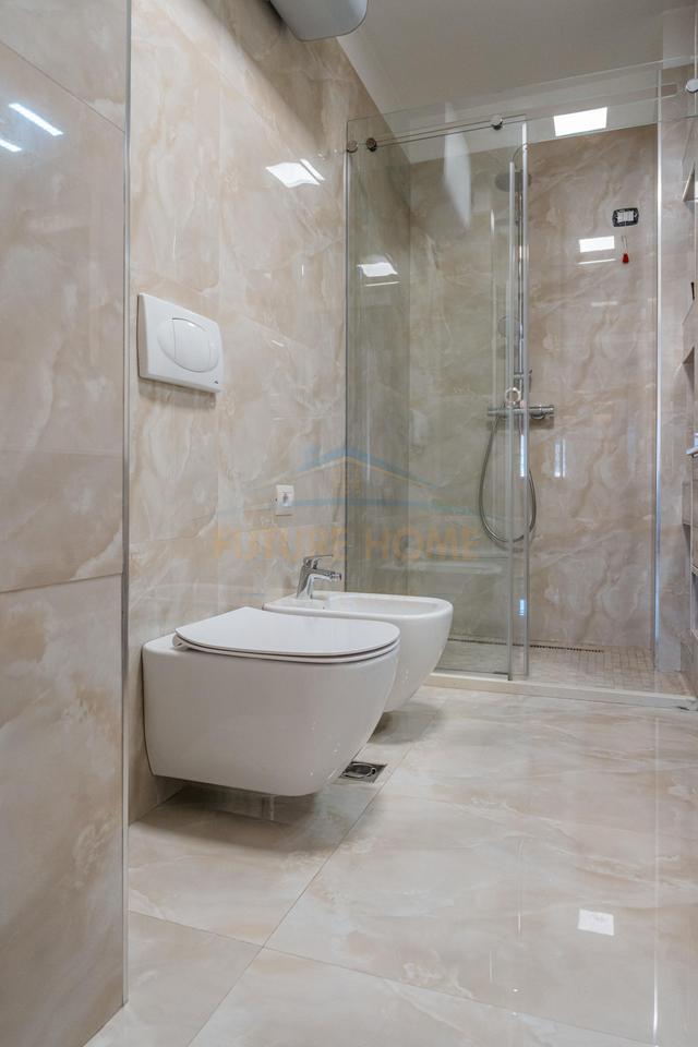 For sale, Apartment 3+1+2, Complex "Kontakt", 21 Dhjetori